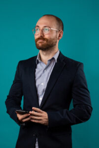 Elektromobilių įkrovimo stotelių montavimas